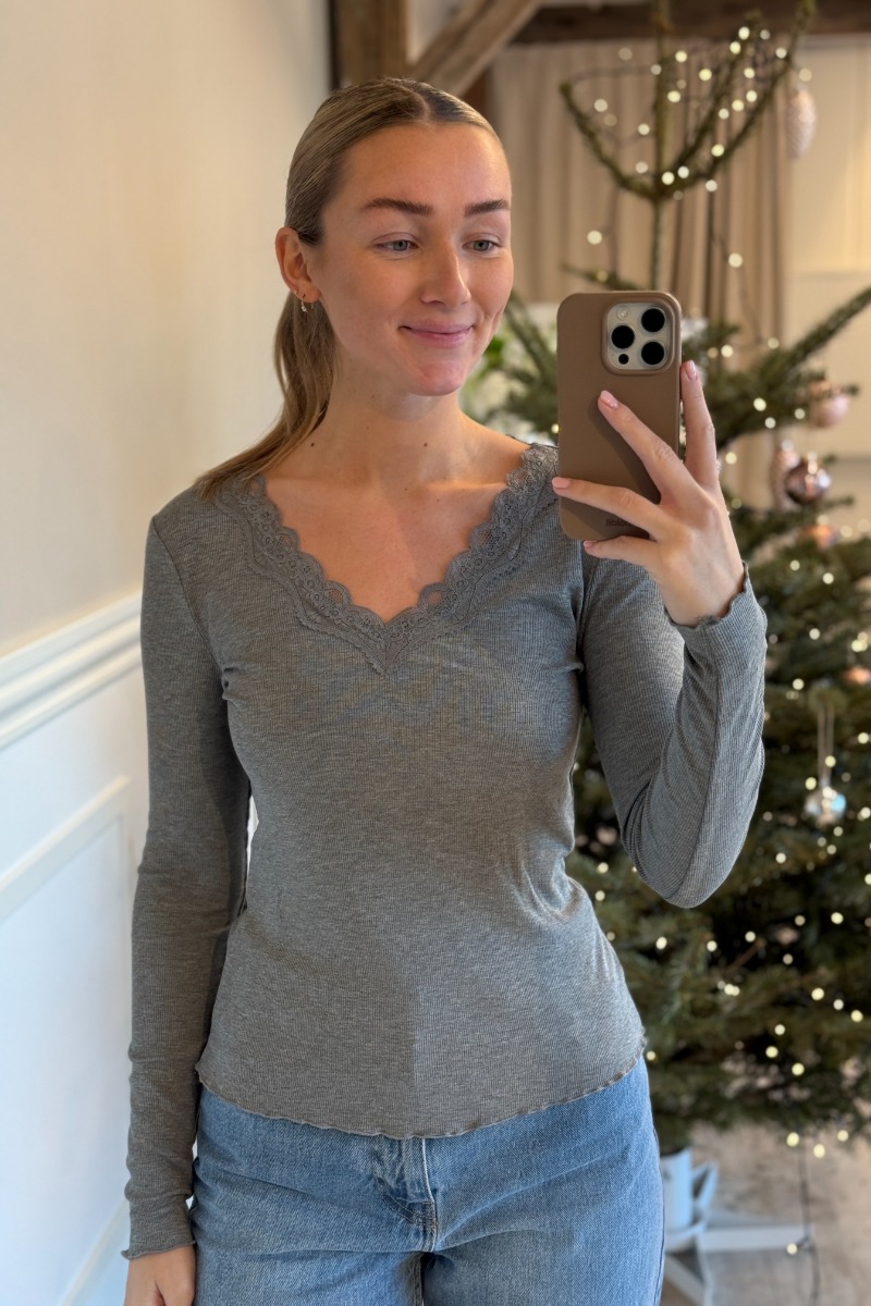 Bluse     Etoile L S V Neck Rib Top   Medium Grey Melange fra Jdy